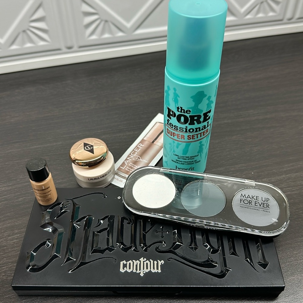 Setting spray, powders, samples set